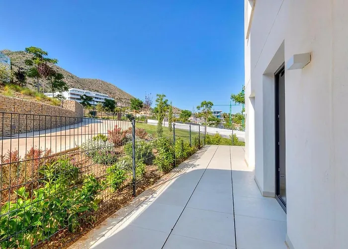 Beautiful With Private Pool In Higueron West Apartment *